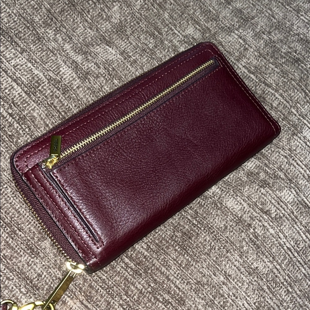Buyers Appreciation 💝🫶🏼 Fossil Cranberry Leather Wristlet Wallet - Picture 6 of 13